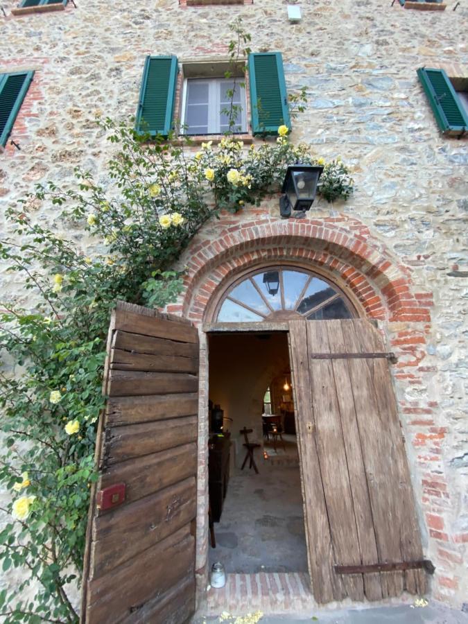 Ciciano Agriturismo La Via Dell'Oliviera מראה חיצוני תמונה