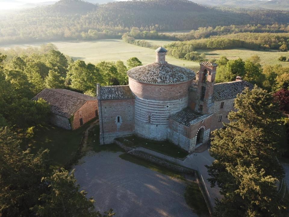Ciciano Agriturismo La Via Dell'Oliviera מראה חיצוני תמונה