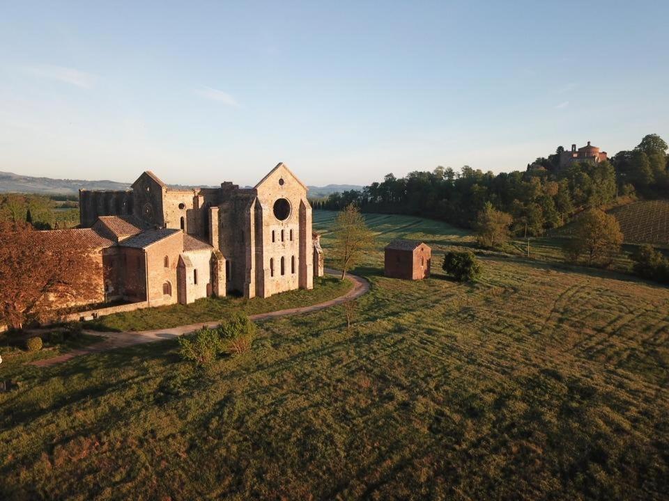 Ciciano Agriturismo La Via Dell'Oliviera מראה חיצוני תמונה